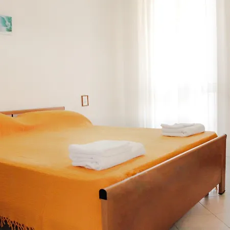 Relax Flat - *